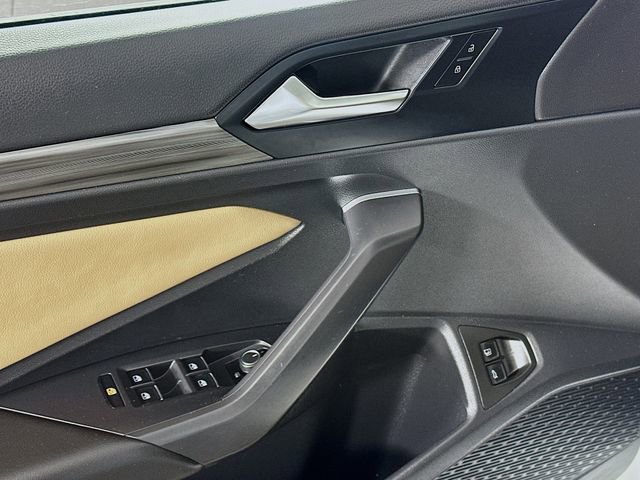 Used 2021 Volkswagen Jetta SEL image 23