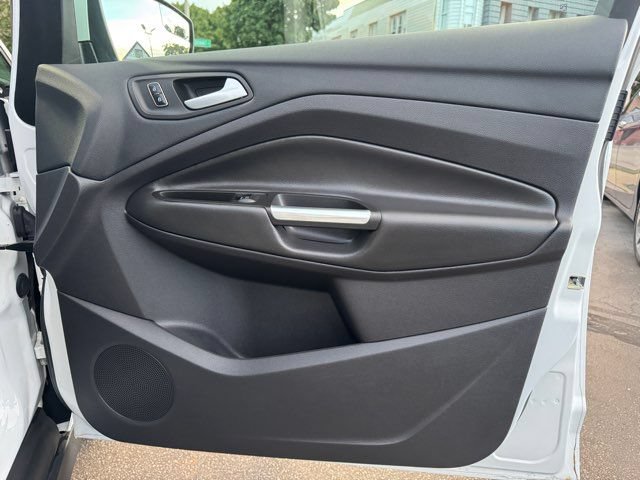 Used 2015 Ford C-MAX SE FWD image 16