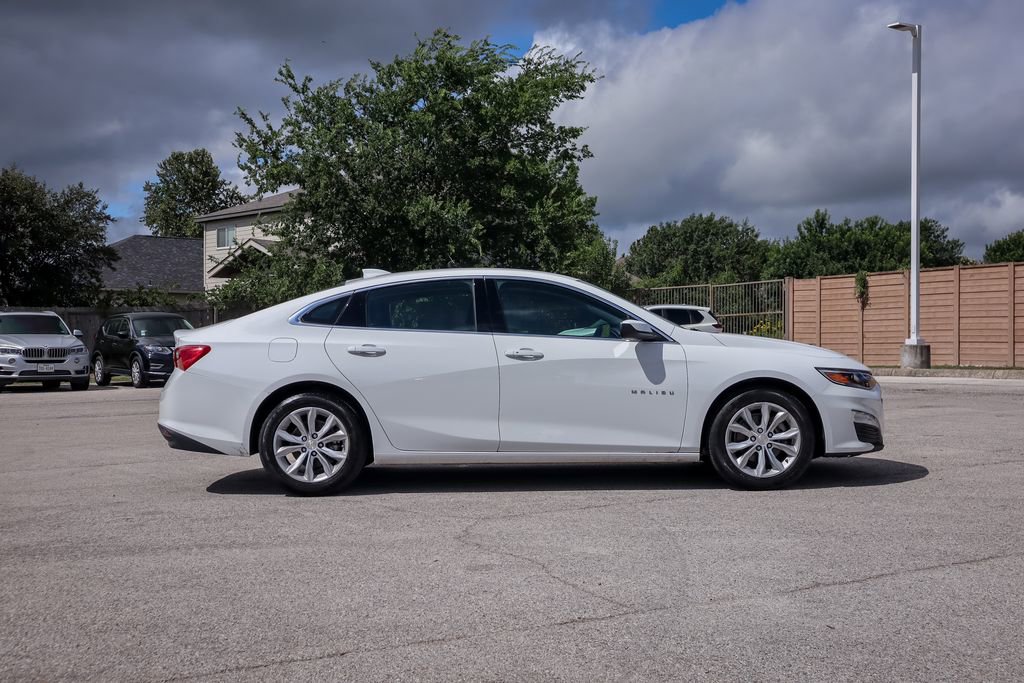 Used 2023 Chevrolet Malibu LT FWD image 3