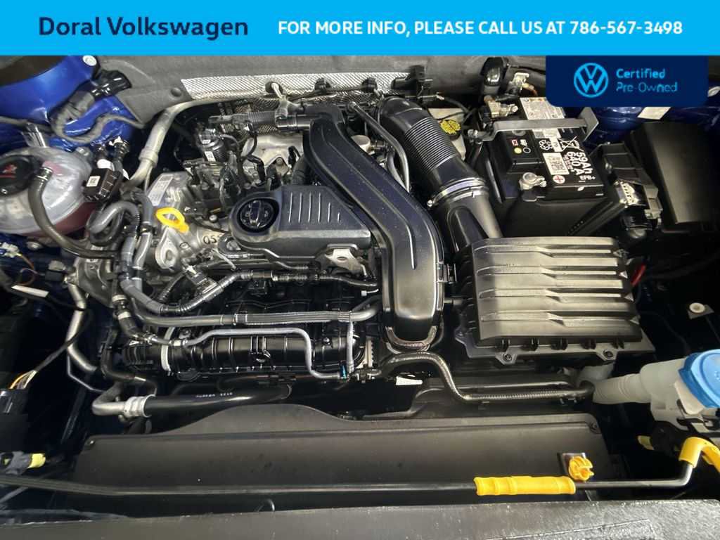 Used 2024 Volkswagen Taos SE FWD image 12