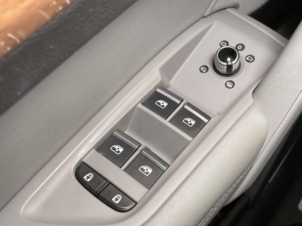 Certified 2022 Audi Q5 2.0T Premium Plus image 38