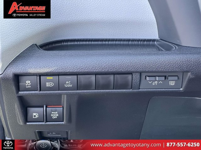 Certified 2026 Toyota Sienna XLE AWD/4WD image 24