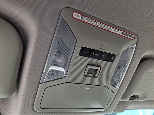 Used 2024 Toyota RAV4 LE AWD/4WD image 28