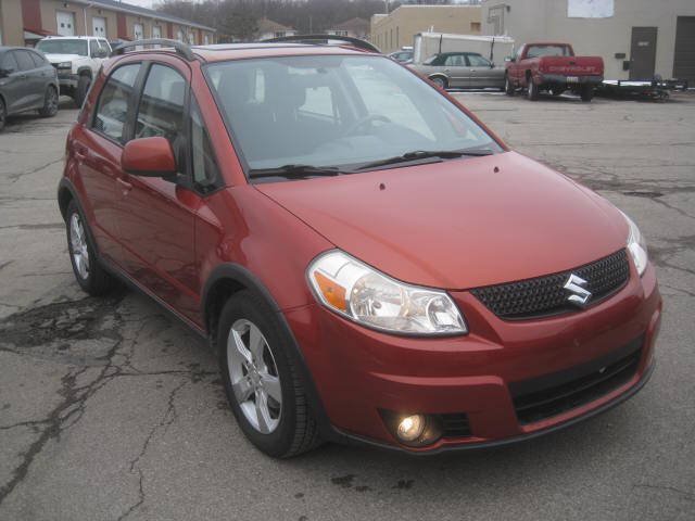 Used 2012 Suzuki SX4 Premium AWD/4WD image 3