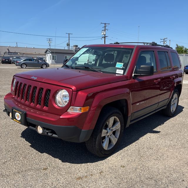 Used 2016 Jeep Patriot Latitude w/ Sun/Sound Group