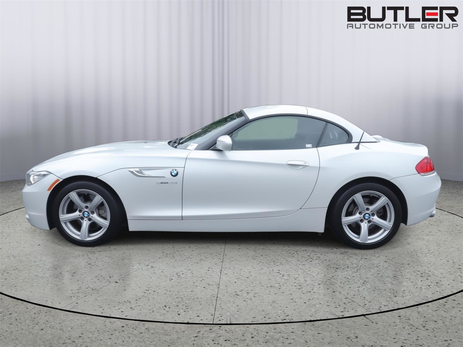Used 2016 BMW Z4 sDrive30i RWD image 3