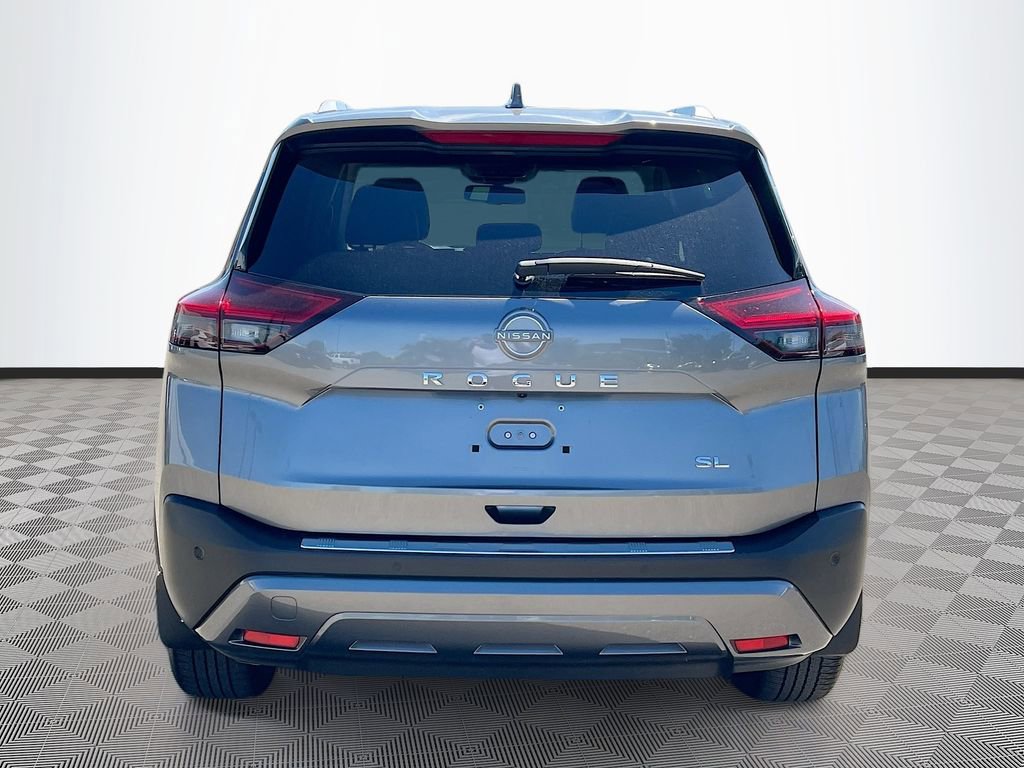 Used 2023 Nissan Rogue SL w/ SL Premium Package FWD image 6