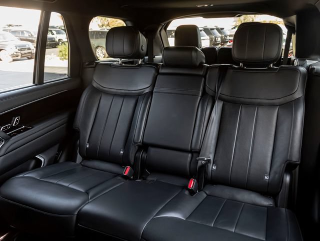 Used 2023 Land Rover Range Rover Long Wheelbase SE AWD/4WD image 24