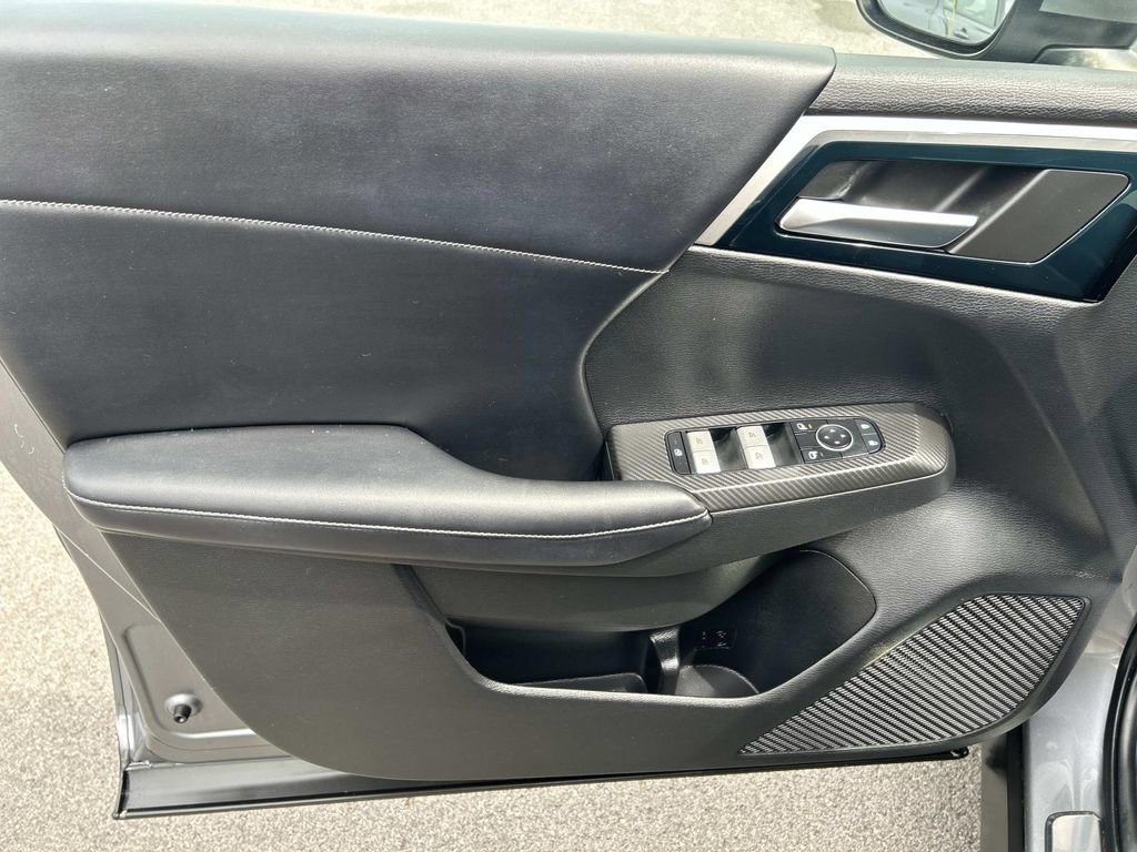 Used 2022 Mitsubishi Outlander SE FWD image 25