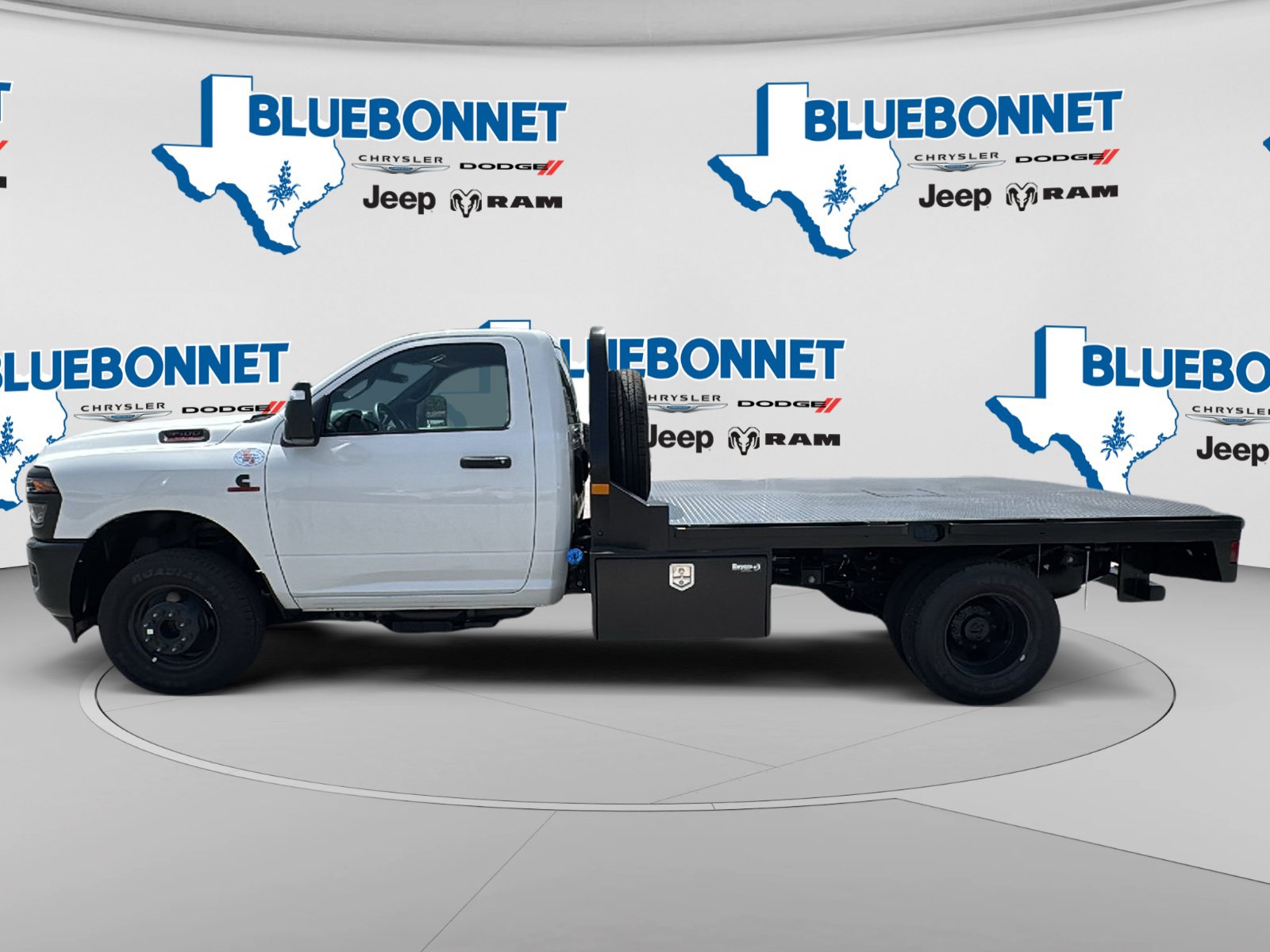 New 2026 RAM 3500 Tradesman AWD/4WD image 8