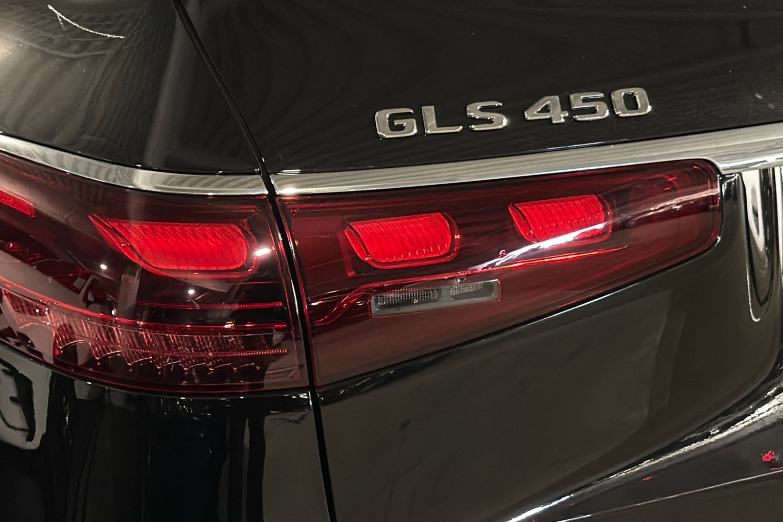 New 2026 Mercedes-Benz GLS 450 4MATIC image 28