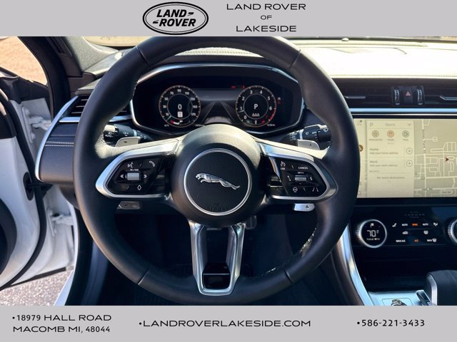 Used 2024 Jaguar XF R-Dynamic SE AWD/4WD image 16