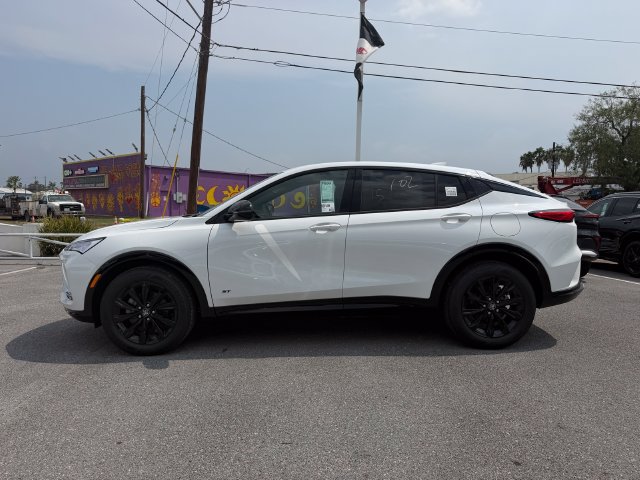 New 2026 Buick Envista Sport Touring w/ Convenience I Package FWD image 8