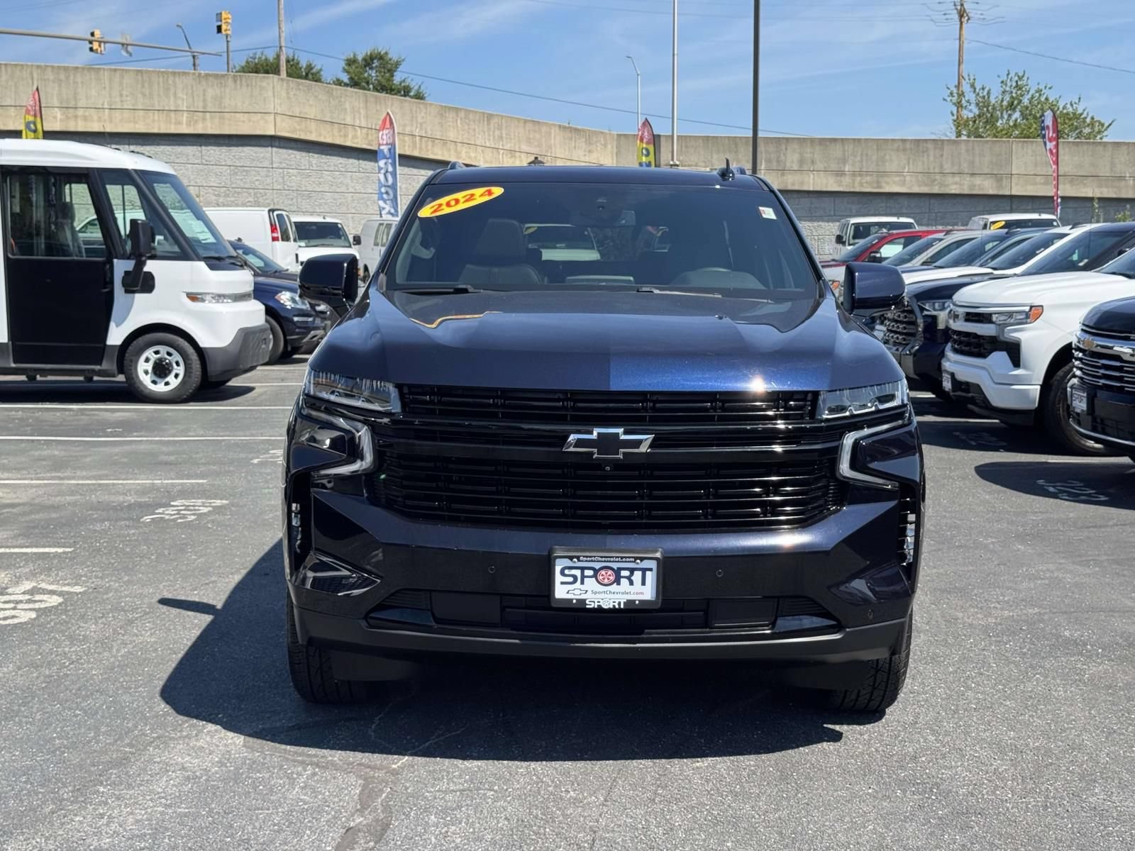 Used 2024 Chevrolet Tahoe RST w/ Luxury Package AWD/4WD image 27