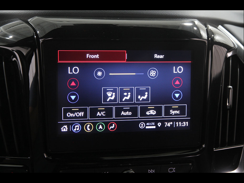 Certified 2022 Chevrolet Traverse Premier FWD image 13