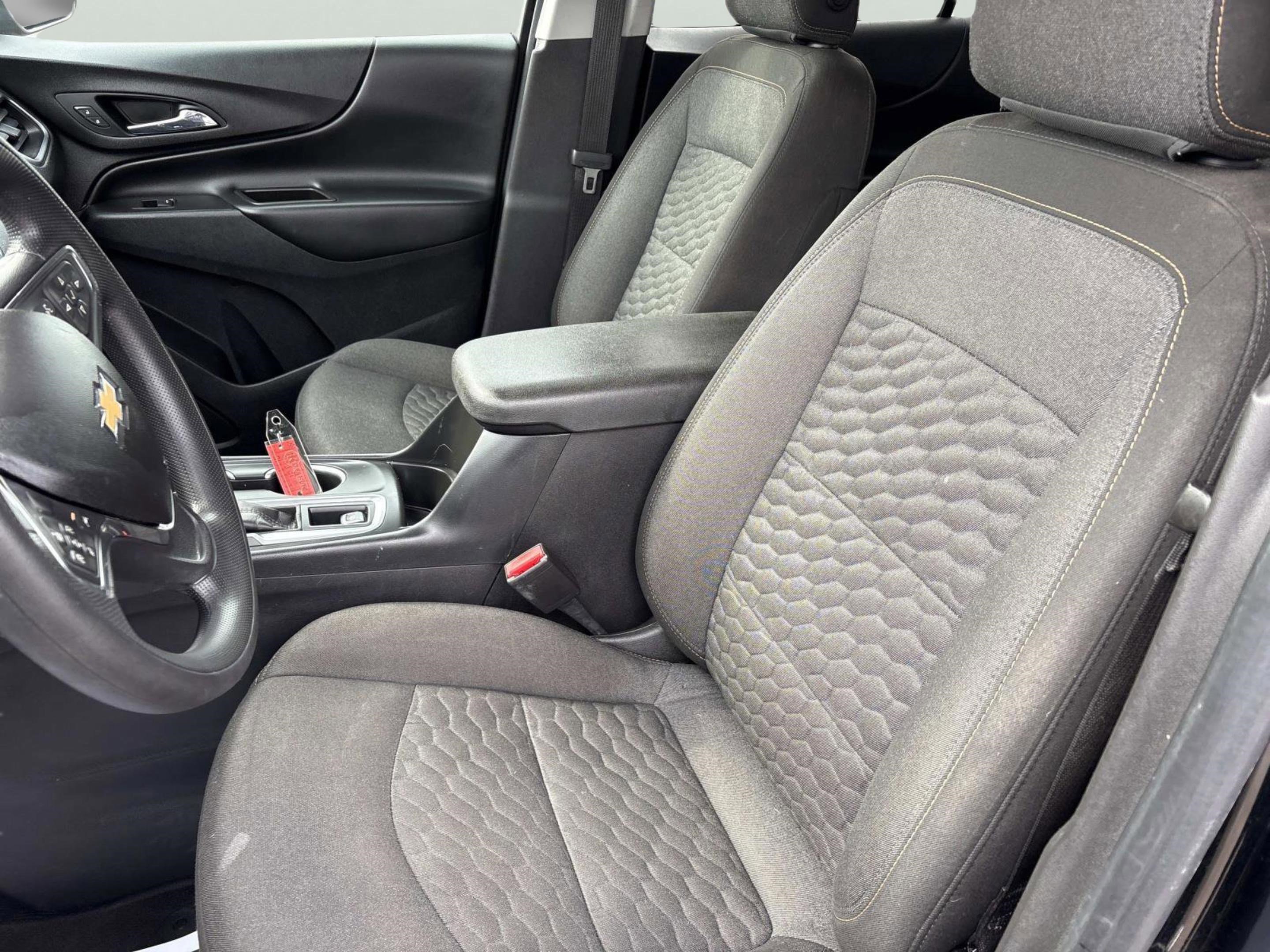 Used 2020 Chevrolet Equinox LT image 25