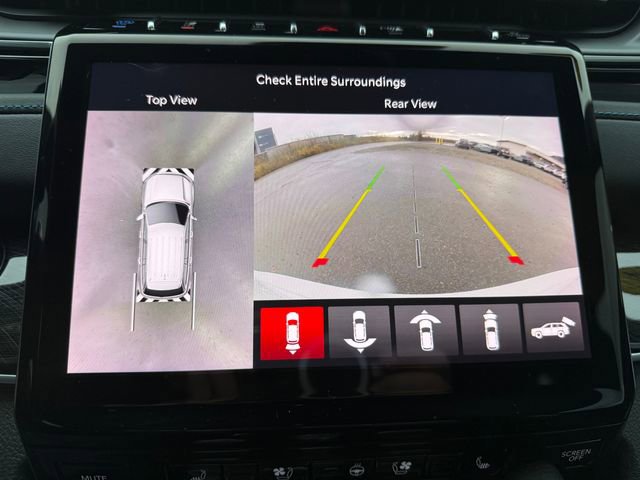 Used 2023 Jeep Grand Cherokee Trailhawk w/ Advanced Protech Group II image 27