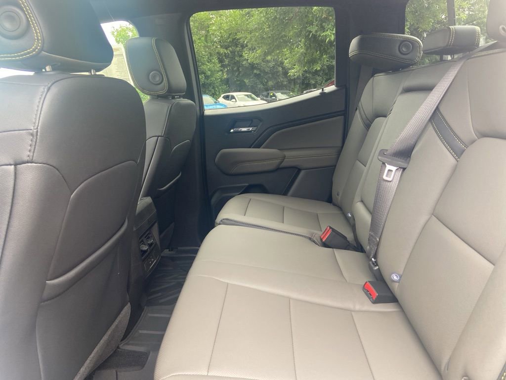 New 2025 Chevrolet Colorado ZR2 w/ Technology Package image 12