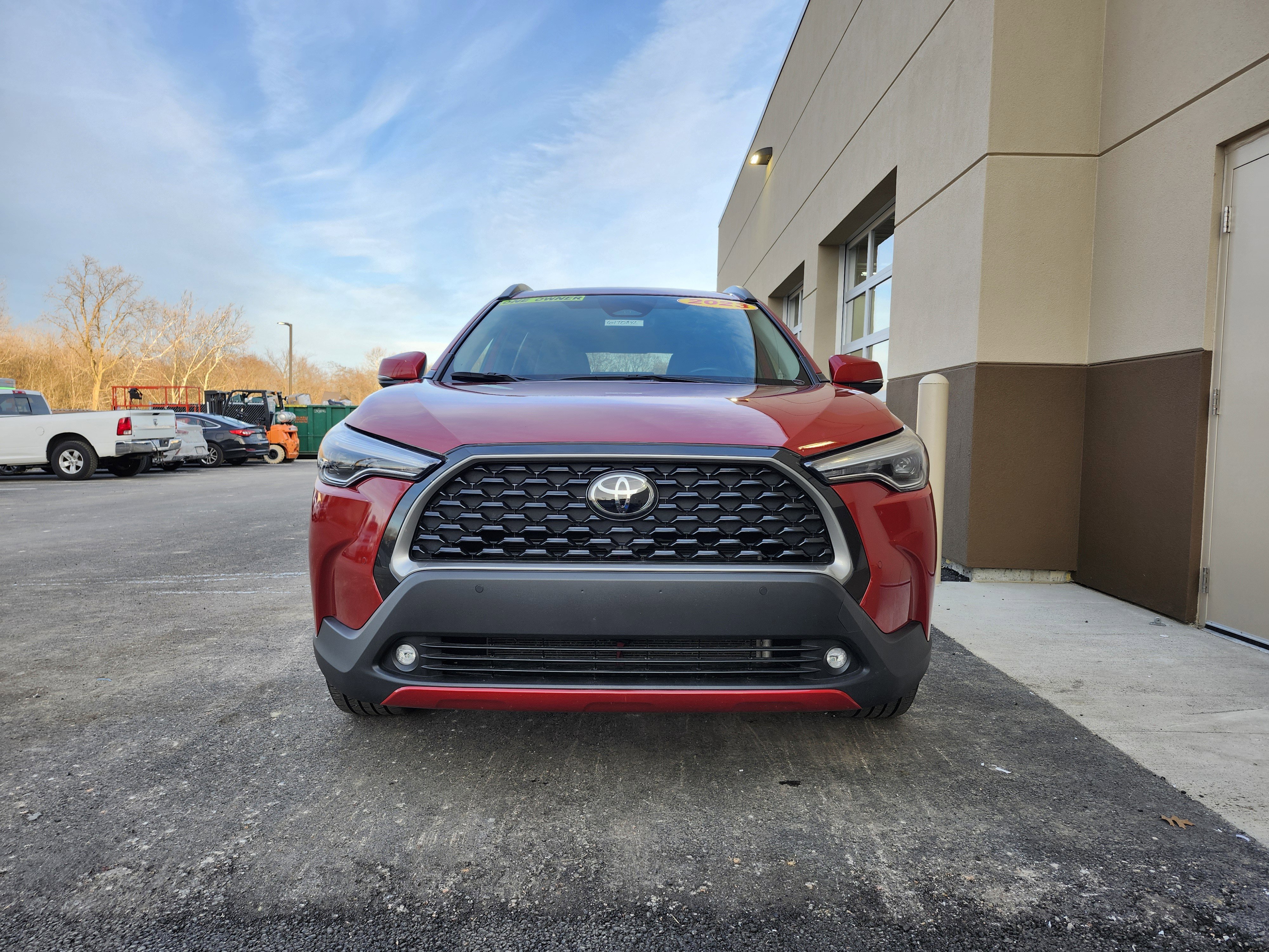 Used 2023 Toyota Corolla Cross XLE image 30