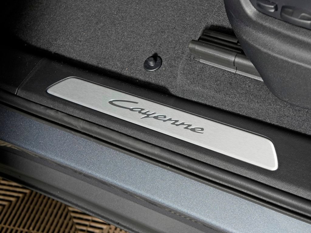 Certified 2026 Porsche Cayenne Coupe AWD/4WD image 18