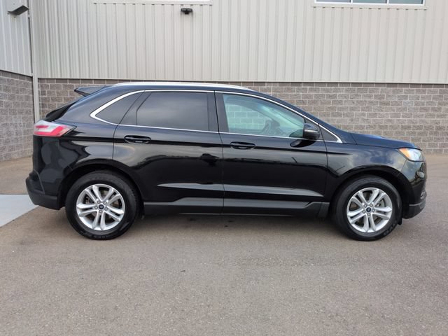 Used 2019 Ford Edge SEL w/ Cold Weather Package AWD/4WD image 2
