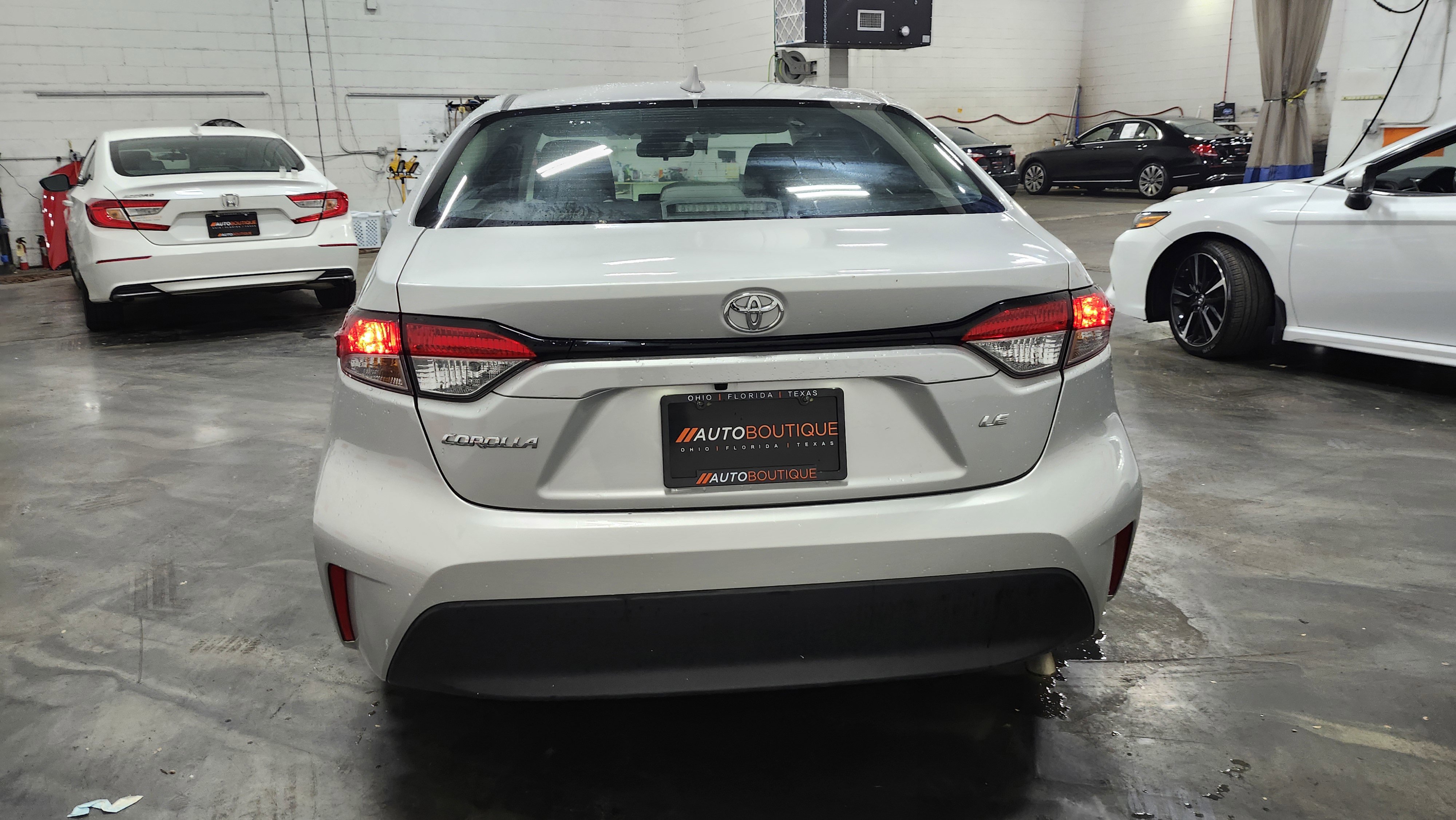 Used 2023 Toyota Corolla LE image 14