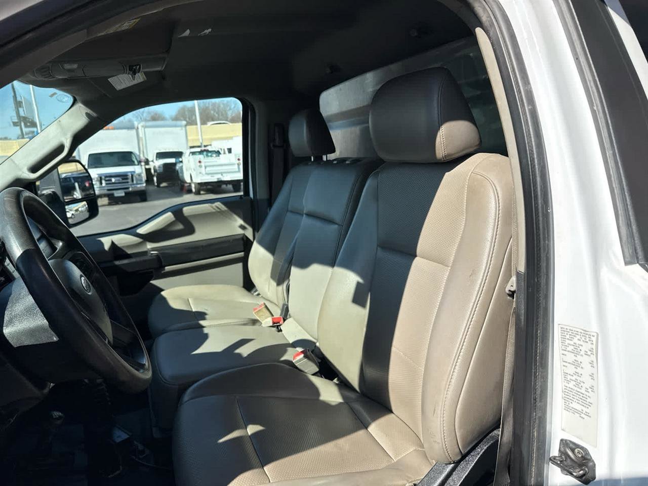 Used 2019 Ford F550 4x4 Regular Cab Super Duty image 13