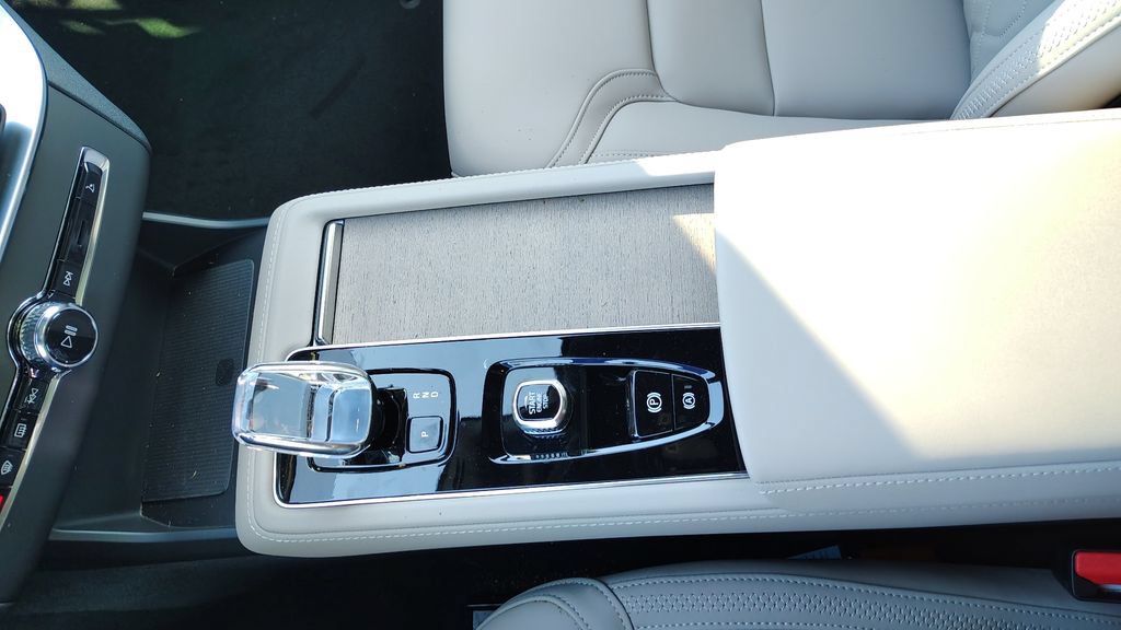 New 2026 Volvo XC90 B6 Plus AWD/4WD image 23