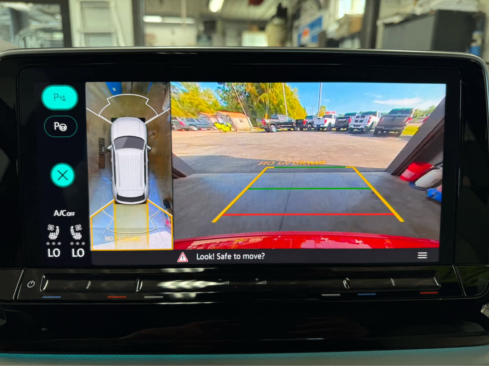 Used 2024 Volkswagen Atlas Cross Sport SEL Premium R-Line image 21