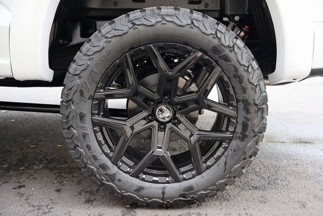 New 2025 Ford F150 Lariat w/ Equipment Group 502A High image 13