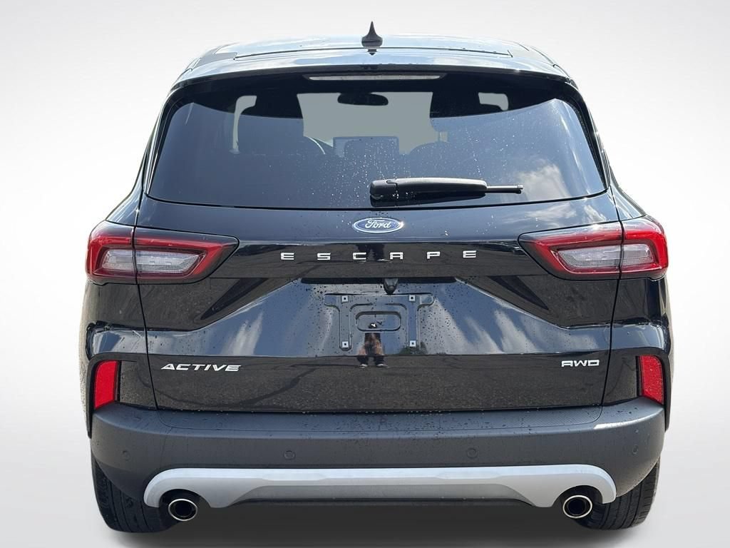Used 2023 Ford Escape Active w/ Tech Pack #1 AWD/4WD image 8