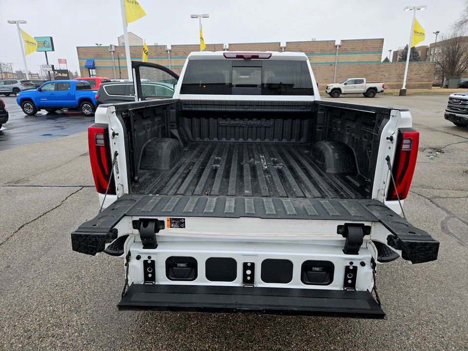 Used 2024 GMC Sierra 2500 Denali w/ Denali Reserve Package image 31