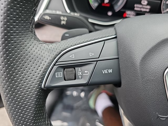 Used 2024 Audi Q5 e Prestige w/ Prestige Package AWD/4WD image 13