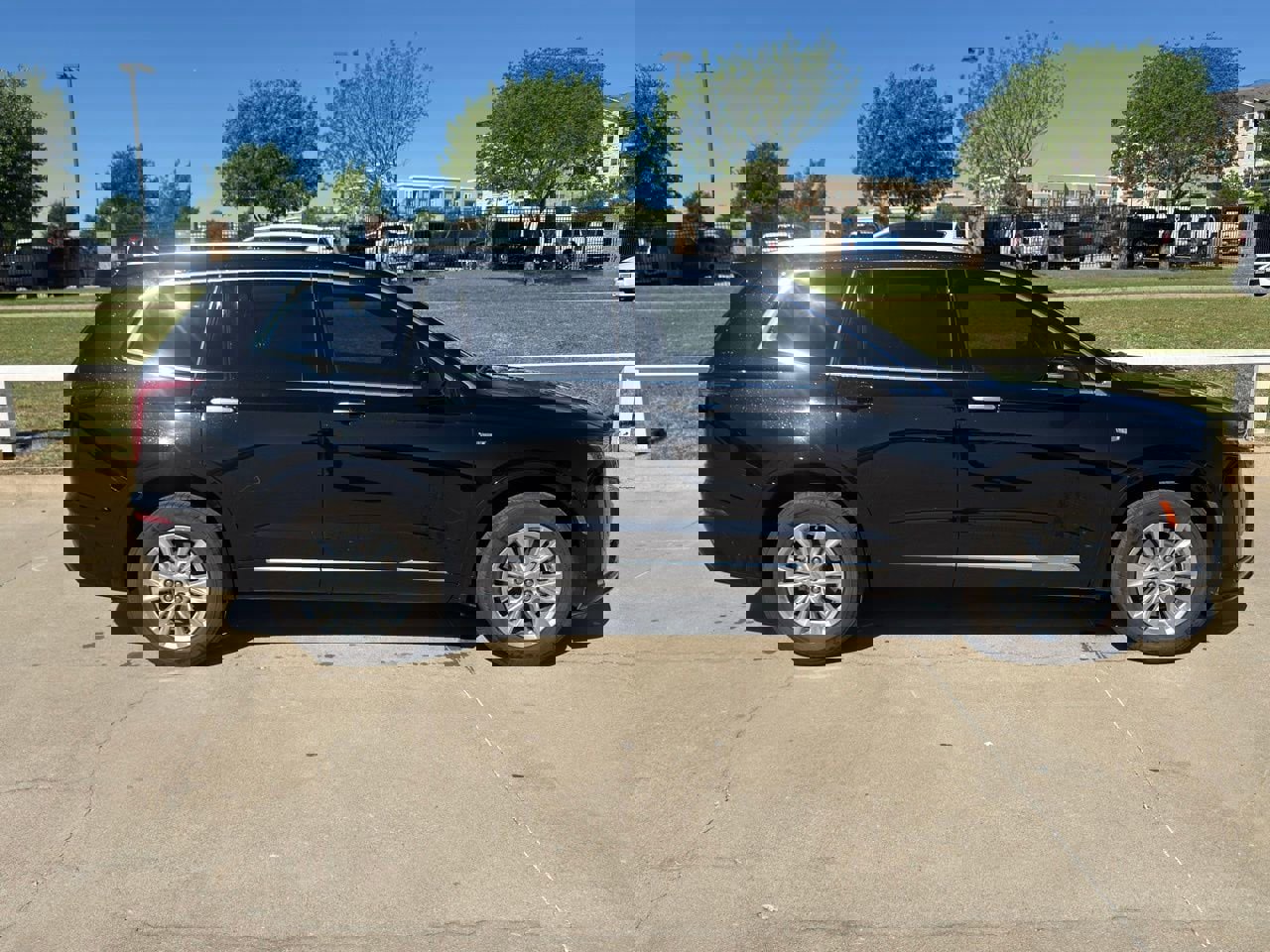 Used 2023 Cadillac XT6 Luxury image 3