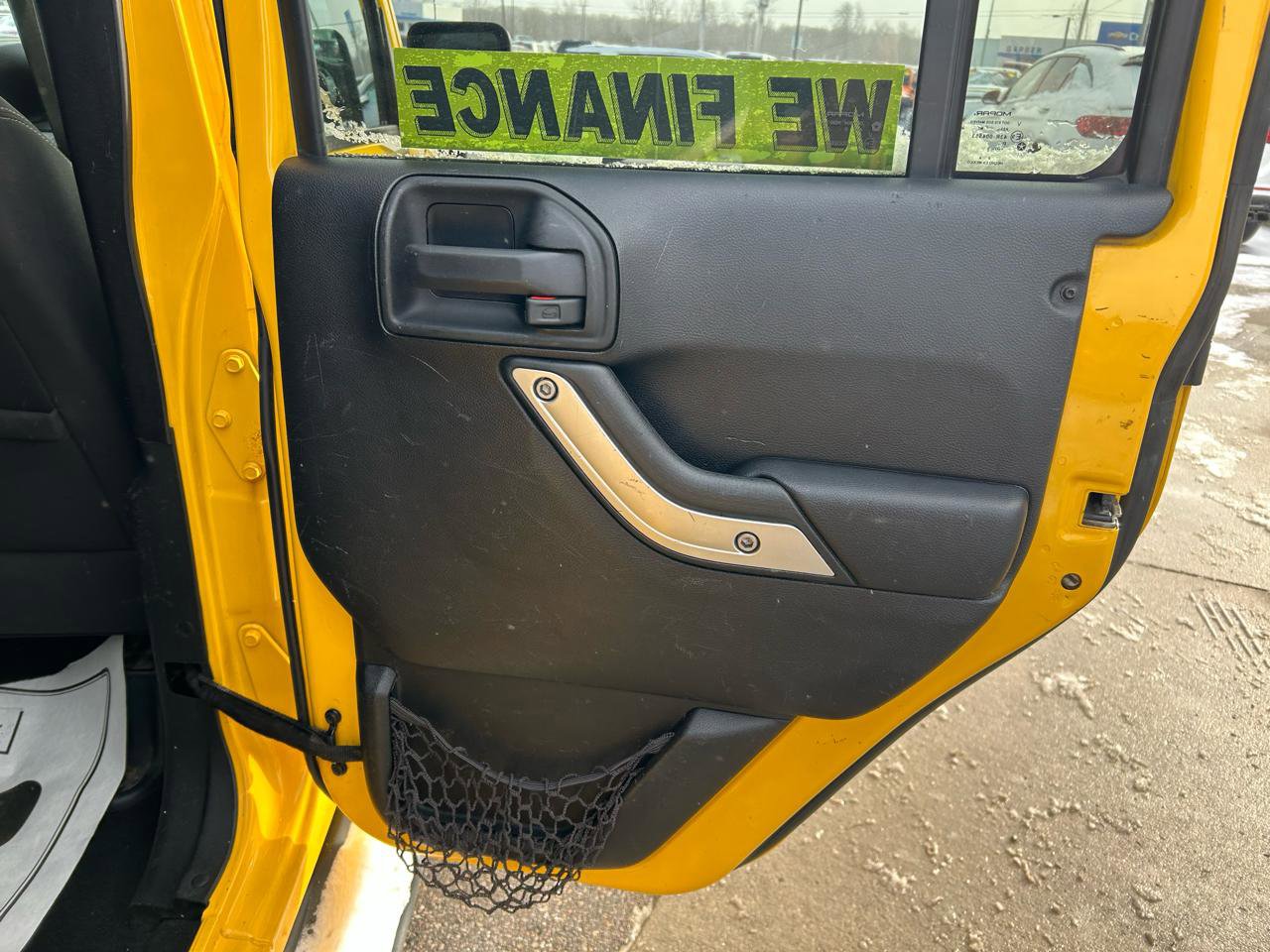 Used 2015 Jeep Wrangler Unlimited Sahara image 15