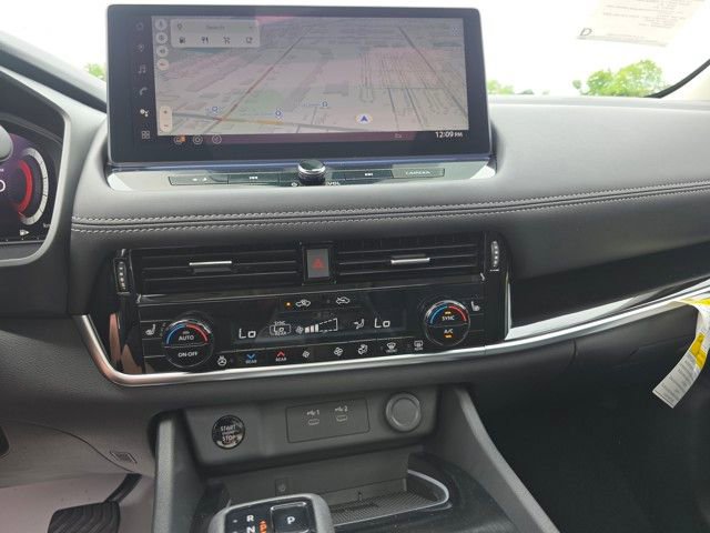 New 2025 Nissan Rogue SL w/ Tech Package image 15