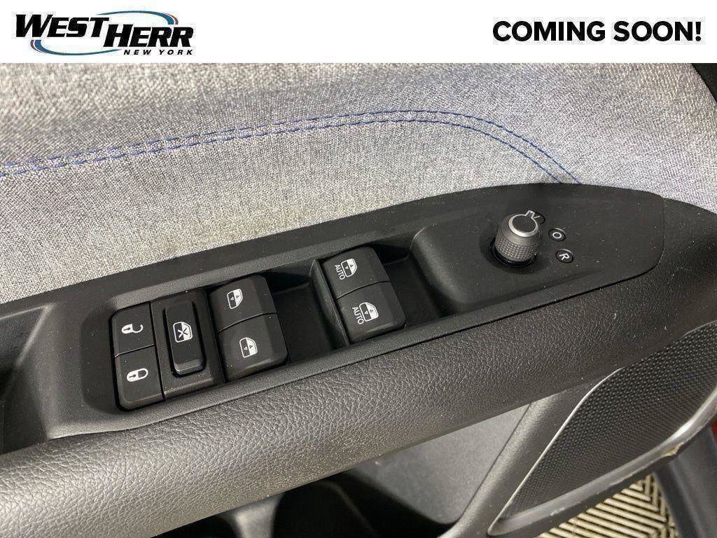 Used 2022 Jeep Compass Latitude w/ Convenience Group AWD/4WD image 40