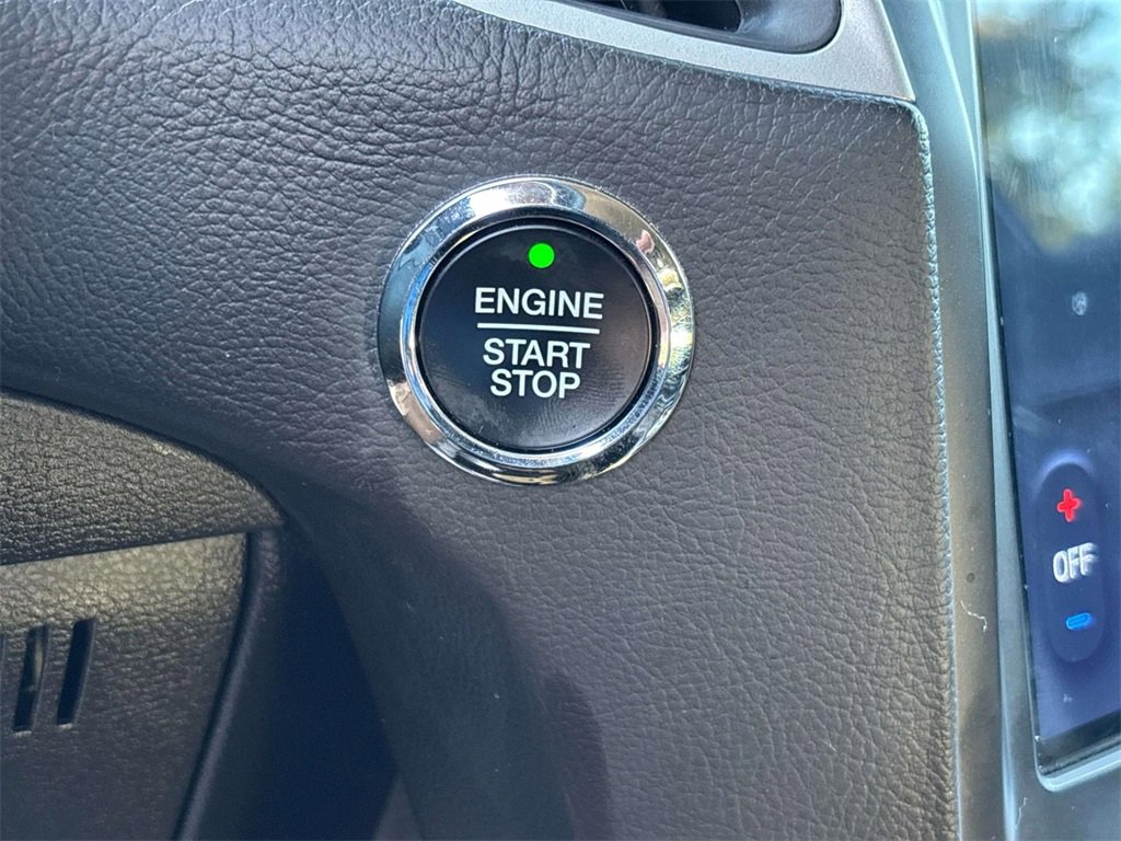 Used 2024 Ford Edge SEL image 24