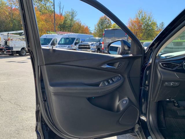 Used 2023 Buick Encore GX Select image 22