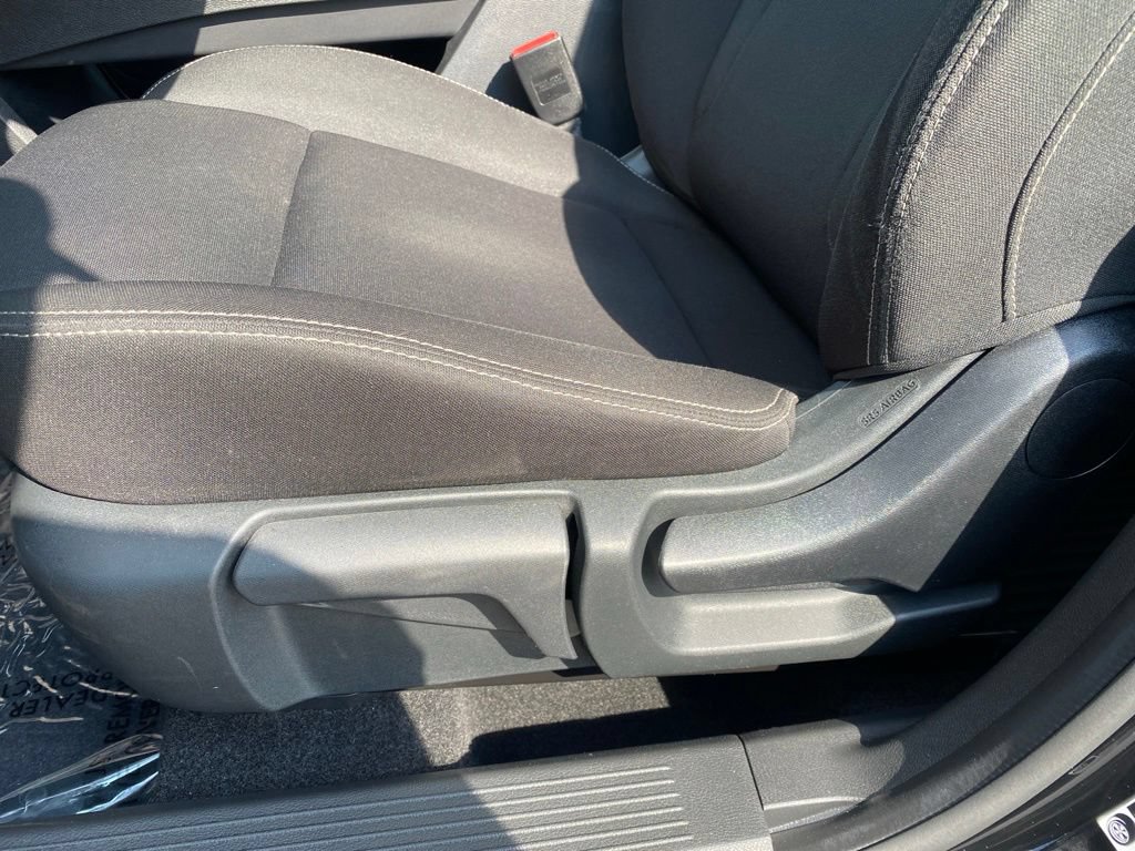 Used 2023 Nissan Rogue S AWD/4WD image 22