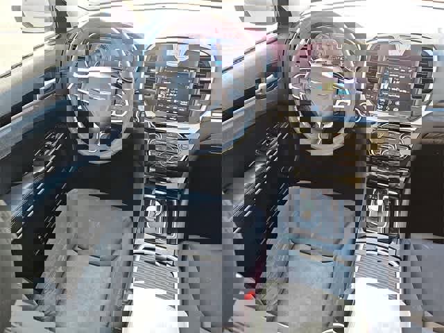 Used 2023 Chrysler 300 Touring w/ Sport Appearance Package image 10