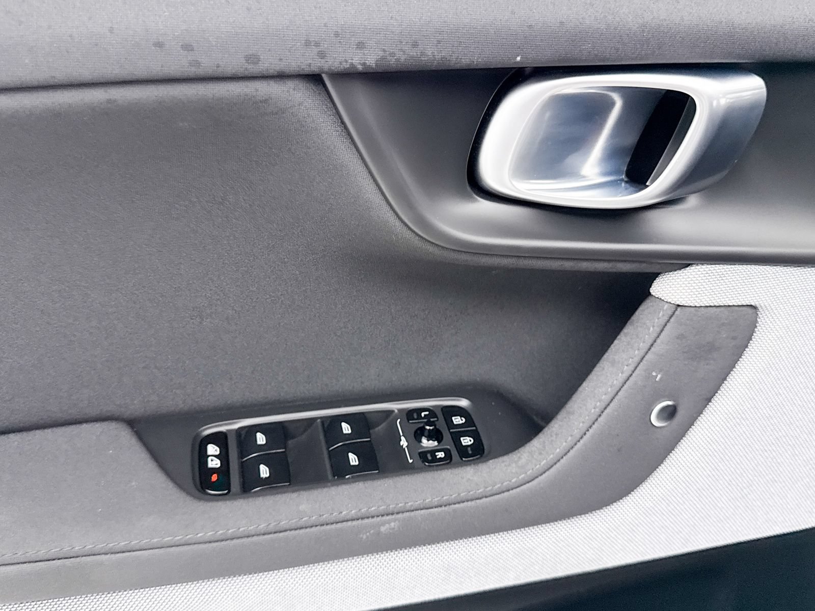 Used 2023 Polestar Polestar 2 FWD image 25