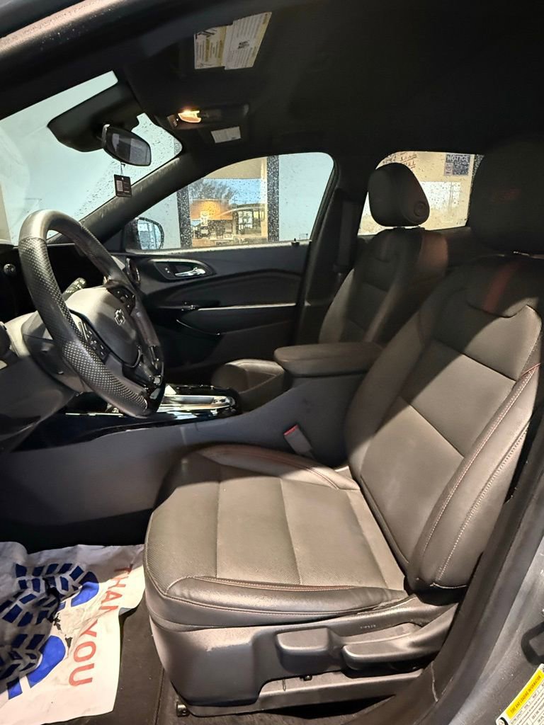 Used 2024 Chevrolet Trax RS w/ Sunroof Package image 12