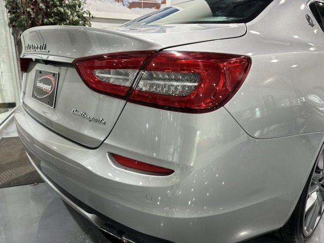 Used 2014 Maserati Quattroporte GTS RWD image 35