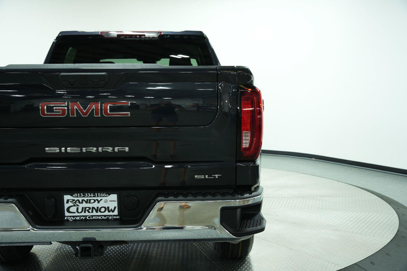 Used 2025 GMC Sierra 1500 SLT AWD/4WD image 29