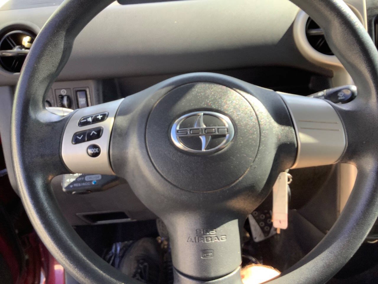 Used 2006 Scion xB FWD image 39