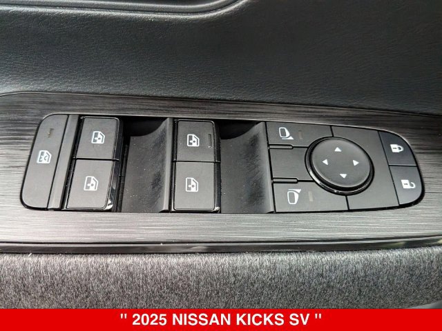 Certified 2025 Nissan Kicks SV w/ SV Premium Package AWD/4WD image 14