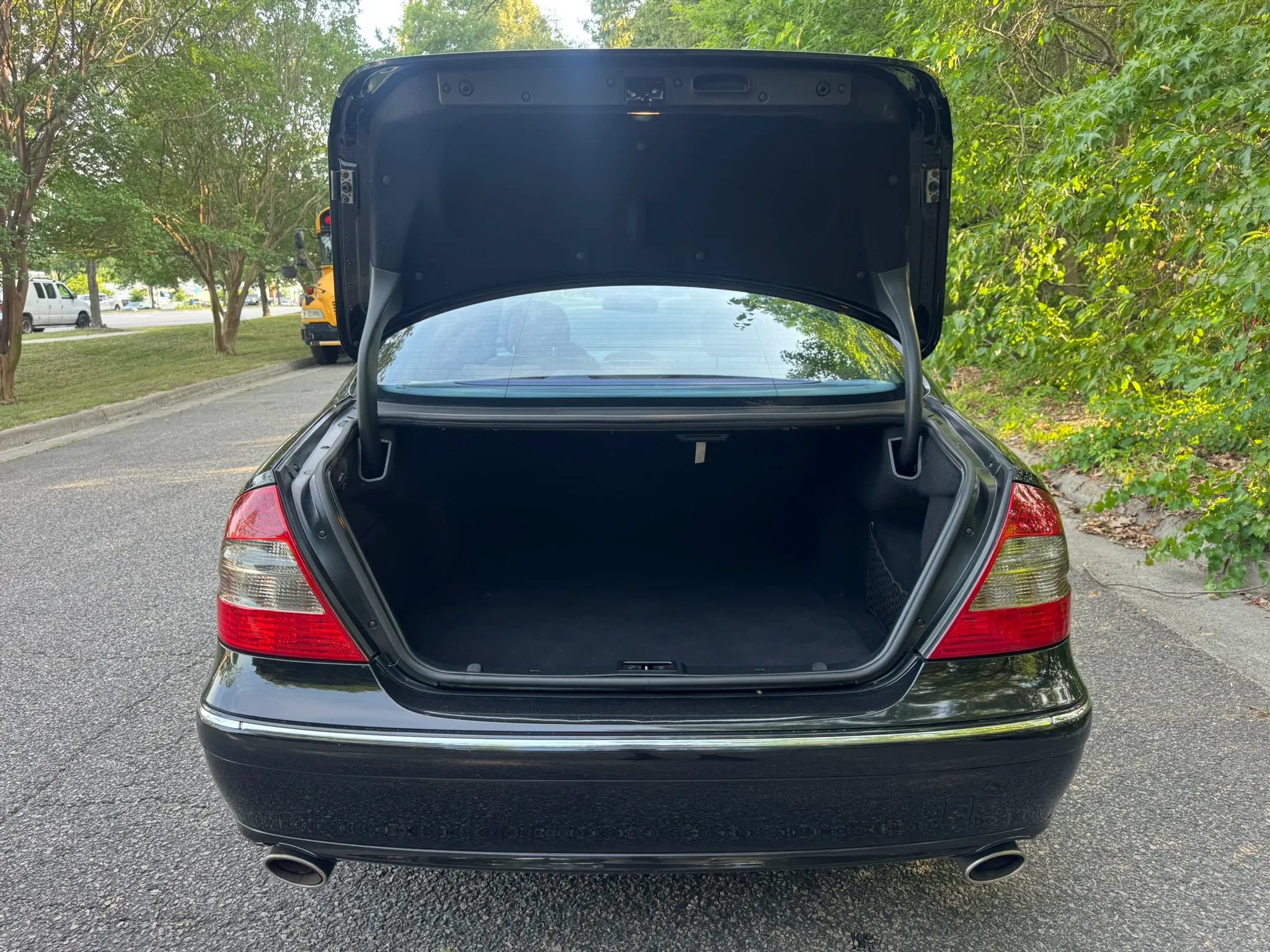 Used 2007 Mercedes-Benz E 350 Sedan image 5