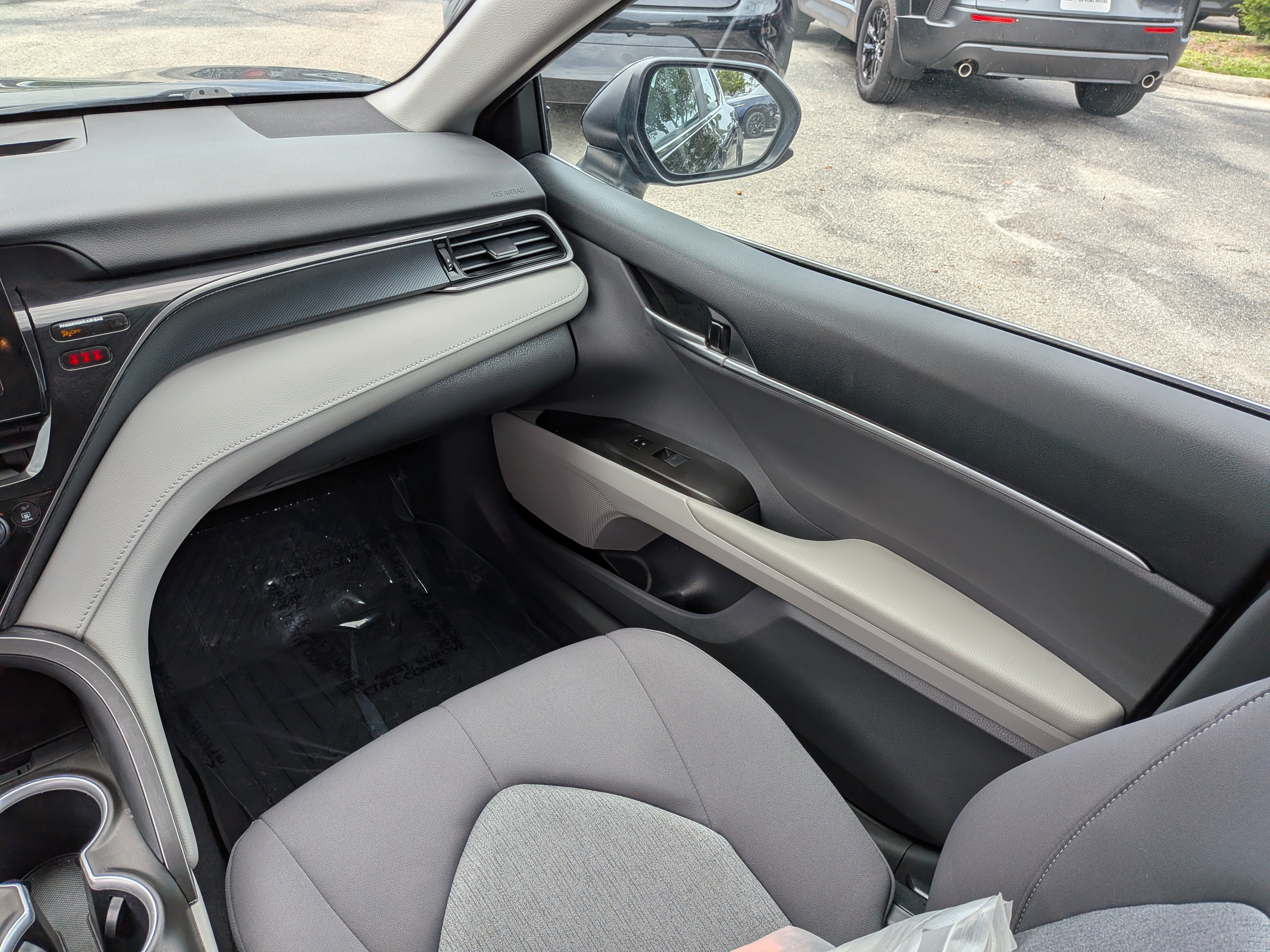 Used 2024 Toyota Camry LE FWD image 16