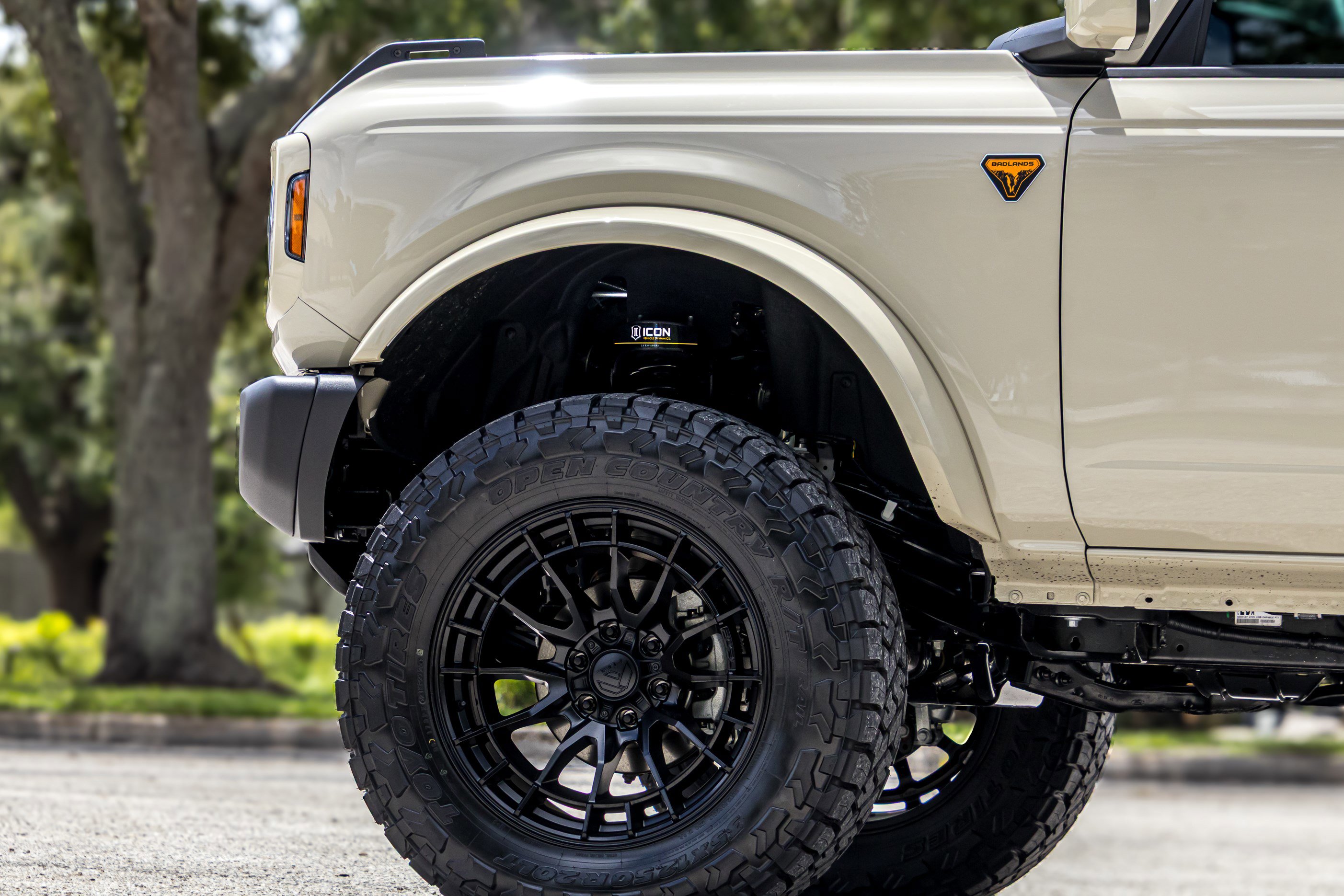 New 2025 Ford Bronco Badlands image 19